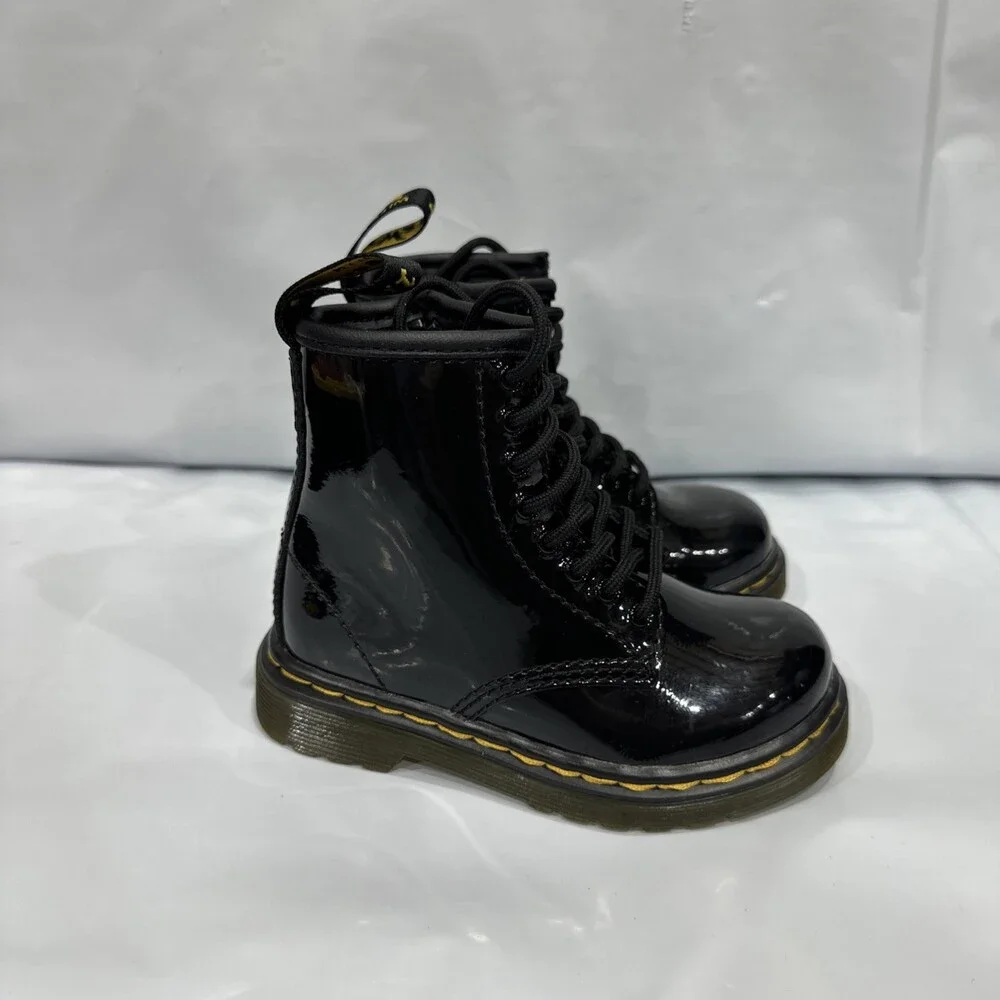 Dr. Martens 1460 15373003 Boots Toddlers 7 Black Patent Leather Lace Up EBS1045
